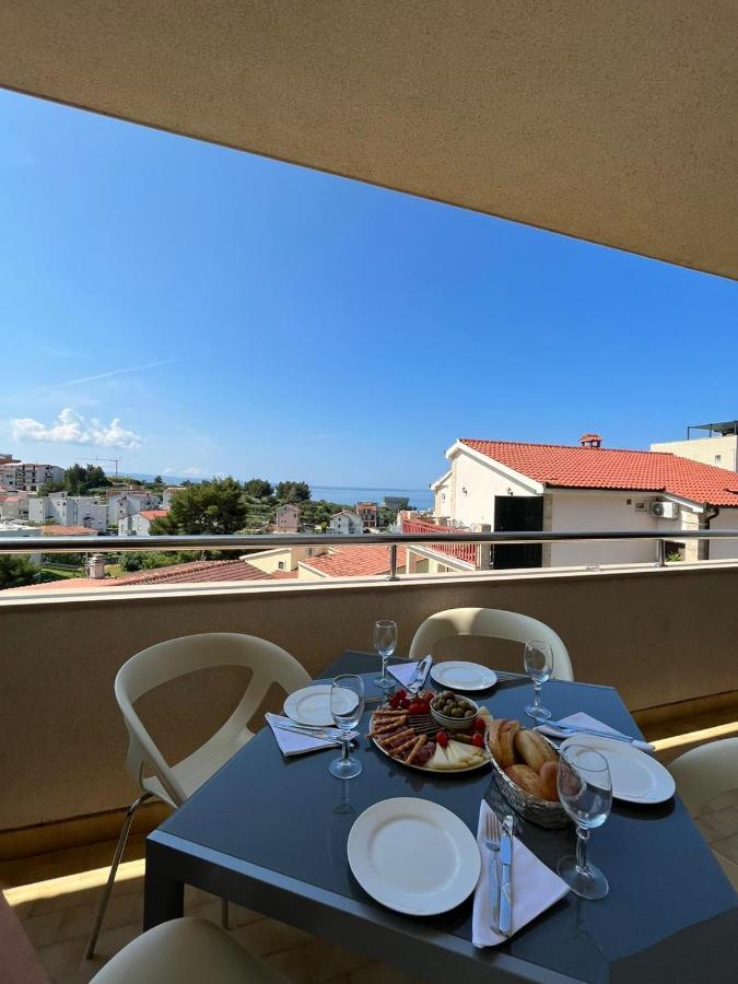 Apartment Lily Podstrana Dış mekan fotoğraf
